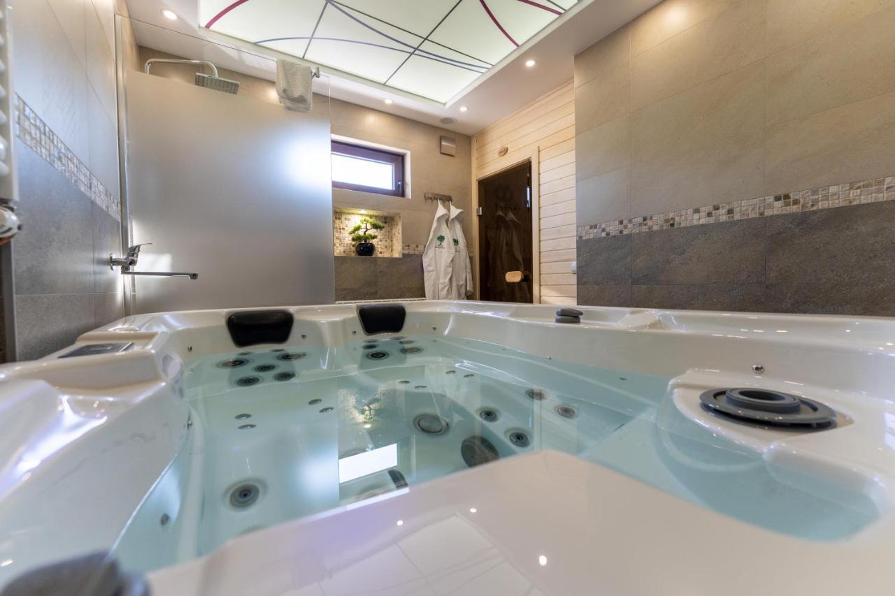 Central Park Home Spa Arandelovac Buitenkant foto