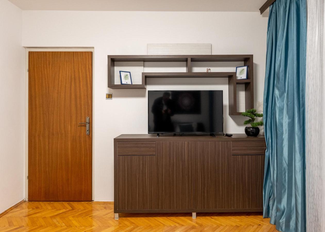 Central Park Home Spa Arandelovac Buitenkant foto